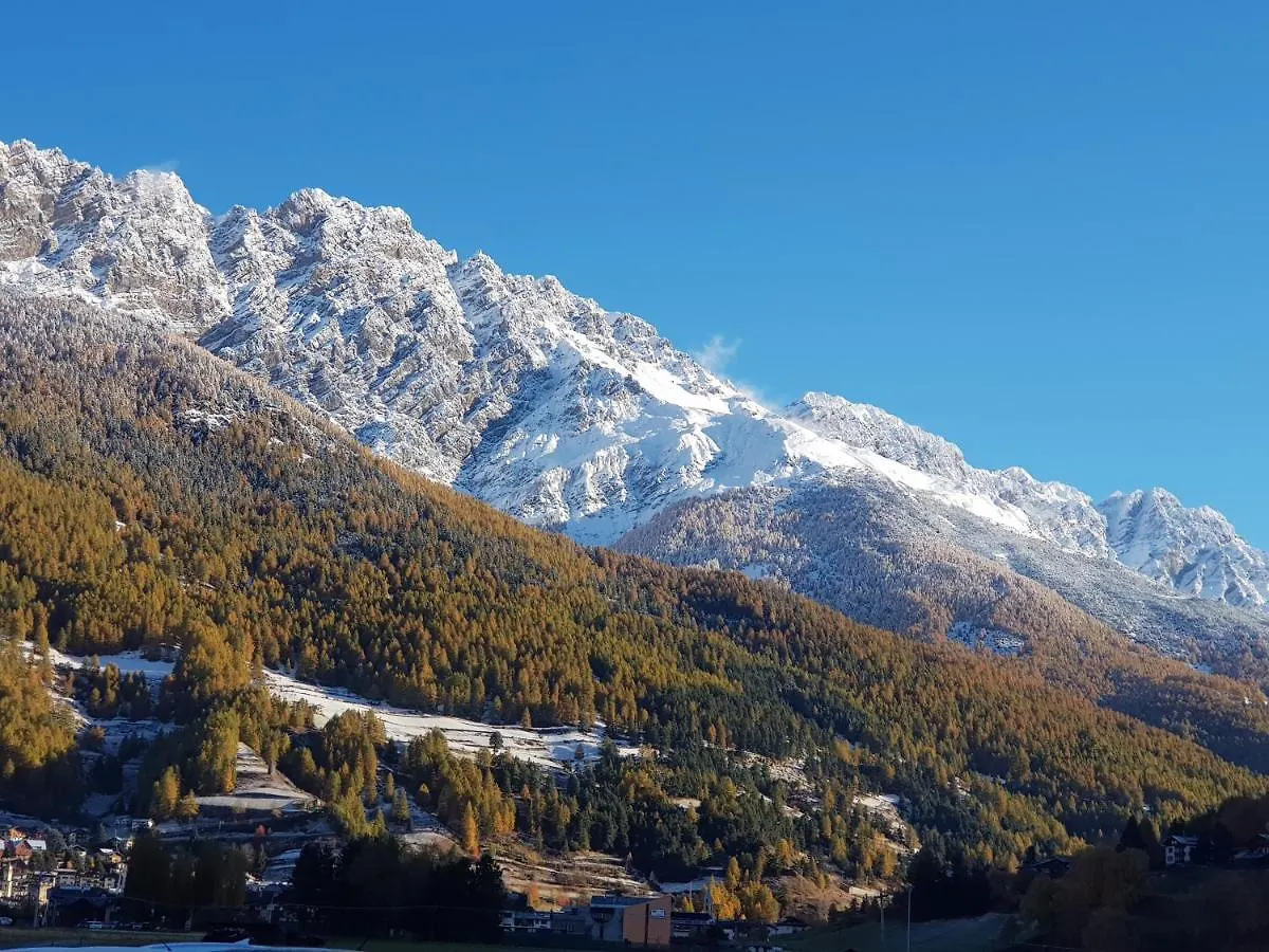 Olympic Chalet Bormio 0*,  Italien